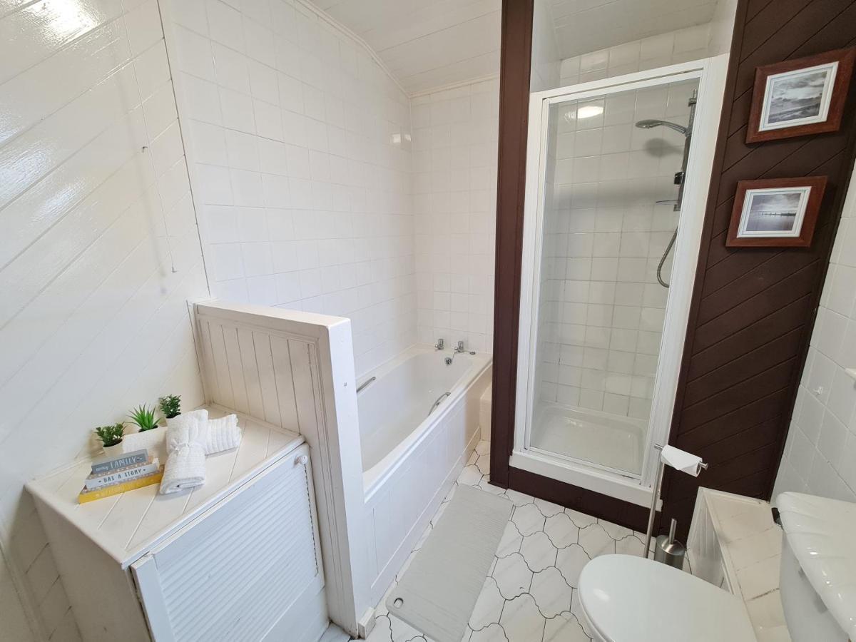 Large 3 Bed Flat, Free Parking Lejlighed Newcastle upon Tyne Eksteriør billede